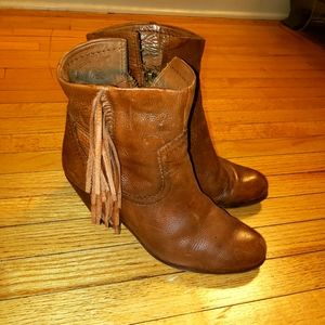 Sam Edelman booties with Fringe 8.5